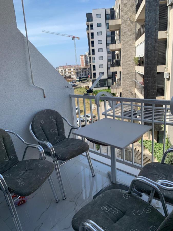 Apartment Lena, Budva Centar ภายนอก รูปภาพ